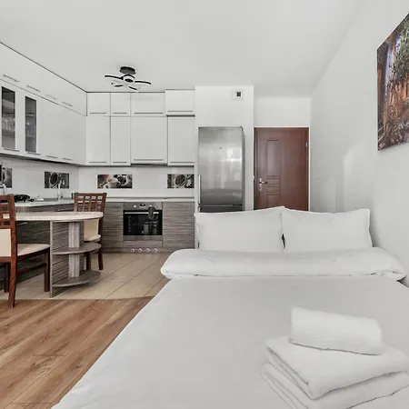 Tauron Arena Cosy By Bookinghost Apartman *