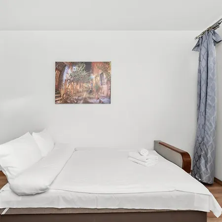 Apartman Tauron Arena Cosy By Bookinghost